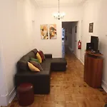 Antique M1 R1 - Amazing Double With Shared Bathroom In Marques Pombal 3* Lisboa