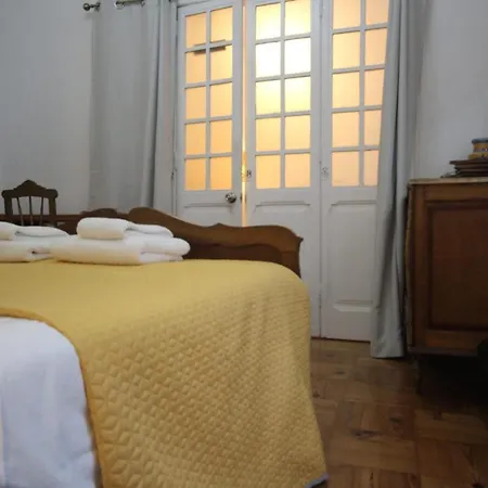 Antique M1 R1 - Amazing Double With Shared Bathroom In Marques Pombal Penzion Lisboa